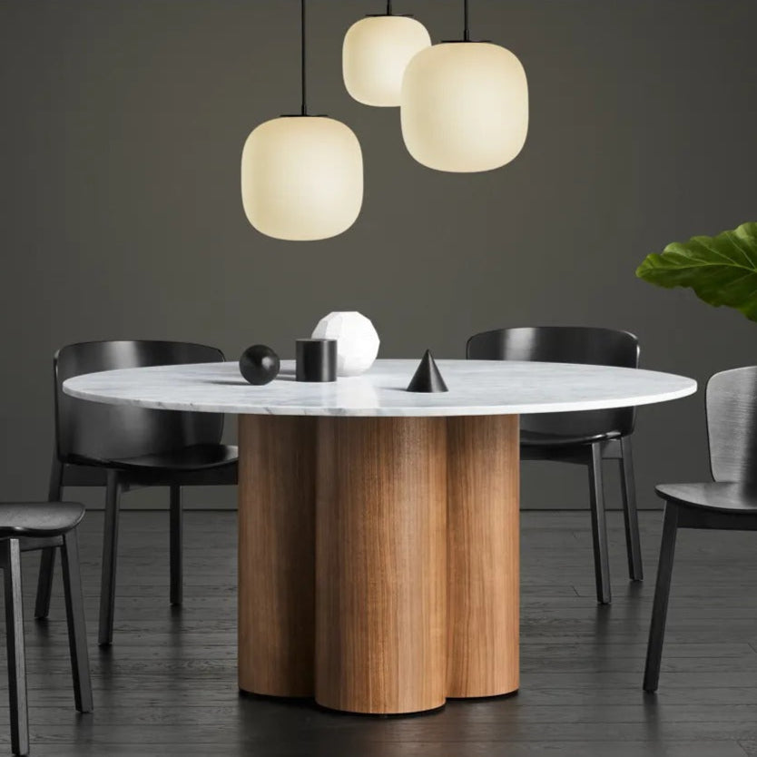 4/4 Round Dining Table