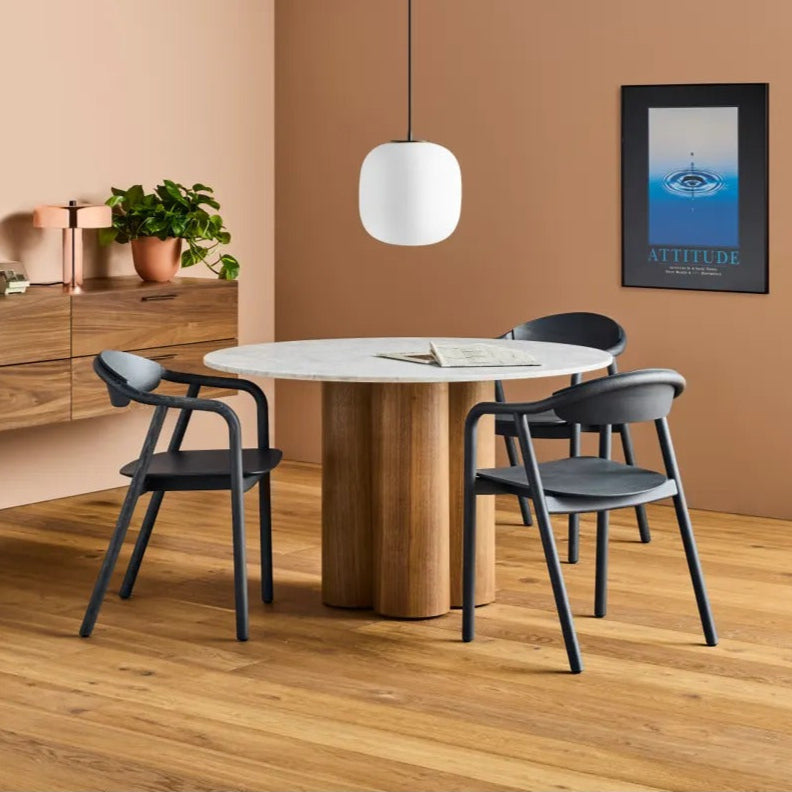 4/4 Round Dining Table
