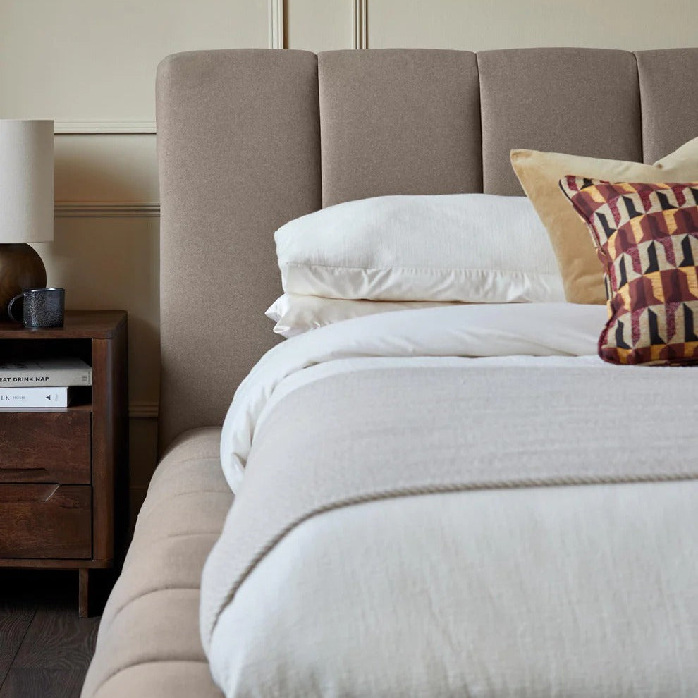 Lillian Bed