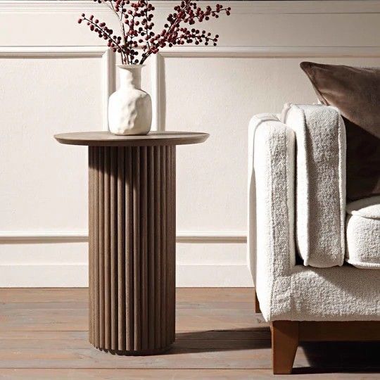 End Table in Polish Finish – Elegant & Durable Side Table