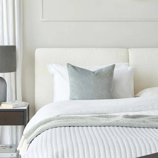 Leona Boucle Bed